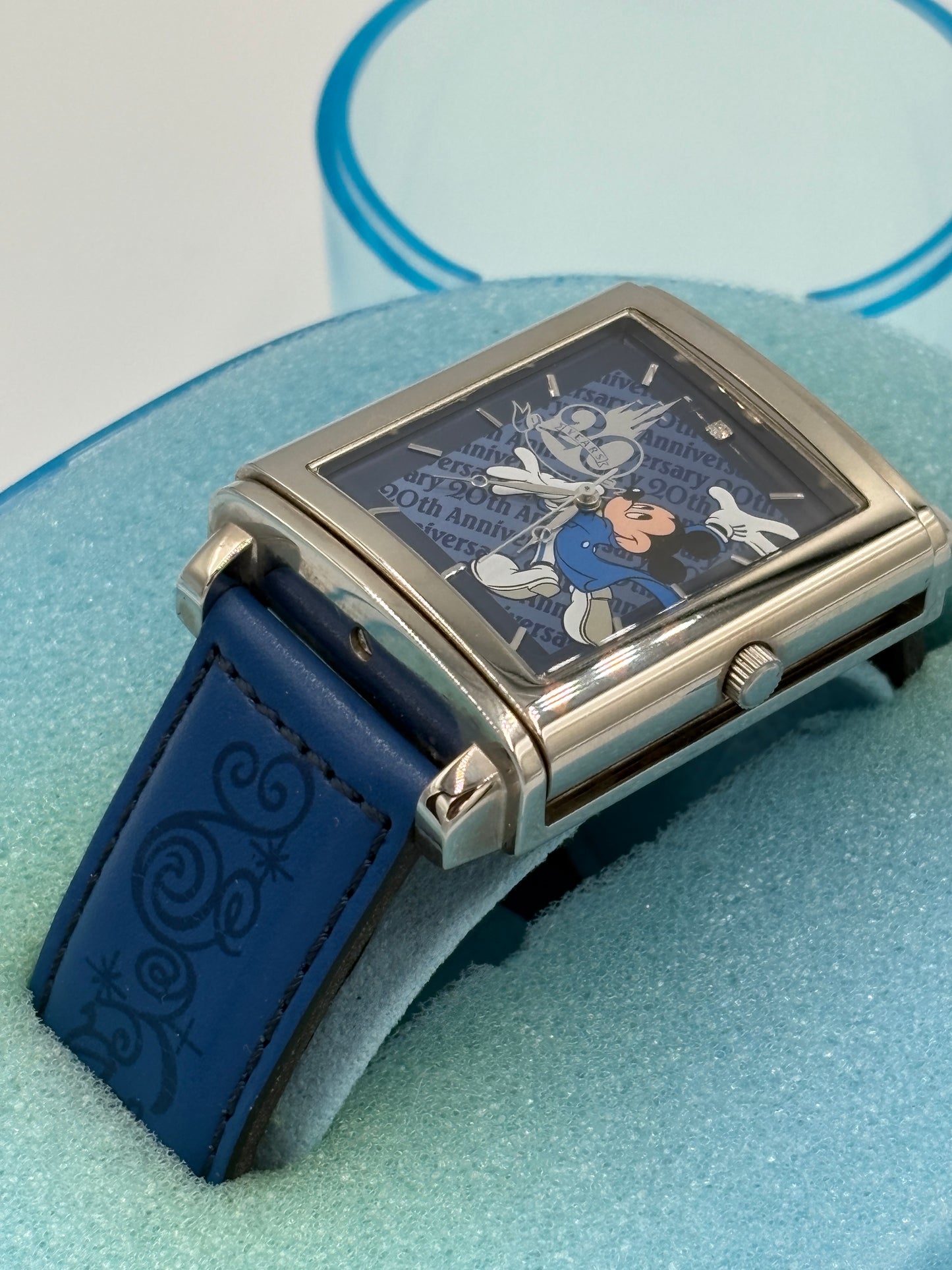 Super rare 2000s Tokyo Disneyland 20th anniversary model with box  mickey